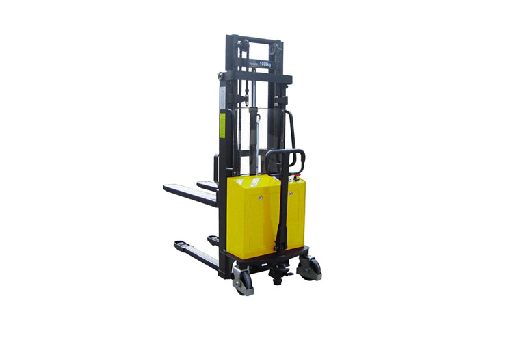 Apilador SemiElectrico CM E1000